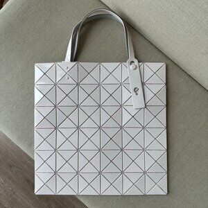 Issey Miyake Six-Pattern Shiny LUCENT Series - Off-White Tote